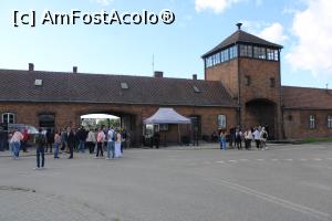 [P51] Pamięci i Muzeum Auschwitz-Birkenau, Parcarea de la Auschwitz II (Birkenau) » foto by mprofeanu
 - 
<span class="allrVoted glyphicon glyphicon-heart hidden" id="av1360657"></span>
<a class="m-l-10 hidden" id="sv1360657" onclick="voting_Foto_DelVot(,1360657,7968)" role="button">șterge vot <span class="glyphicon glyphicon-remove"></span></a>
<a id="v91360657" class=" c-red"  onclick="voting_Foto_SetVot(1360657)" role="button"><span class="glyphicon glyphicon-heart-empty"></span> <b>LIKE</b> = Votează poza</a> <img class="hidden"  id="f1360657W9" src="/imagini/loader.gif" border="0" /><span class="AjErrMes hidden" id="e1360657ErM"></span>