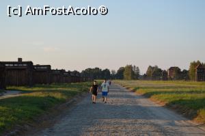 [P39] Birkenau în lumina apusului.  » foto by ariciu
 - 
<span class="allrVoted glyphicon glyphicon-heart hidden" id="av784551"></span>
<a class="m-l-10 hidden" id="sv784551" onclick="voting_Foto_DelVot(,784551,7968)" role="button">șterge vot <span class="glyphicon glyphicon-remove"></span></a>
<a id="v9784551" class=" c-red"  onclick="voting_Foto_SetVot(784551)" role="button"><span class="glyphicon glyphicon-heart-empty"></span> <b>LIKE</b> = Votează poza</a> <img class="hidden"  id="f784551W9" src="/imagini/loader.gif" border="0" /><span class="AjErrMes hidden" id="e784551ErM"></span>