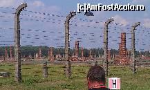 [P04] Ruine barăci lagărul Auschwitz II (Birkenau). Memorialul Auschwitz Polonia.  » foto by traian.leuca †
 - 
<span class="allrVoted glyphicon glyphicon-heart hidden" id="av488519"></span>
<a class="m-l-10 hidden" id="sv488519" onclick="voting_Foto_DelVot(,488519,7968)" role="button">șterge vot <span class="glyphicon glyphicon-remove"></span></a>
<a id="v9488519" class=" c-red"  onclick="voting_Foto_SetVot(488519)" role="button"><span class="glyphicon glyphicon-heart-empty"></span> <b>LIKE</b> = Votează poza</a> <img class="hidden"  id="f488519W9" src="/imagini/loader.gif" border="0" /><span class="AjErrMes hidden" id="e488519ErM"></span>