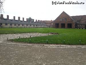 [P26] Muzeul Auschwitz I » foto by iruk
 - 
<span class="allrVoted glyphicon glyphicon-heart hidden" id="av561151"></span>
<a class="m-l-10 hidden" id="sv561151" onclick="voting_Foto_DelVot(,561151,7968)" role="button">șterge vot <span class="glyphicon glyphicon-remove"></span></a>
<a id="v9561151" class=" c-red"  onclick="voting_Foto_SetVot(561151)" role="button"><span class="glyphicon glyphicon-heart-empty"></span> <b>LIKE</b> = Votează poza</a> <img class="hidden"  id="f561151W9" src="/imagini/loader.gif" border="0" /><span class="AjErrMes hidden" id="e561151ErM"></span>