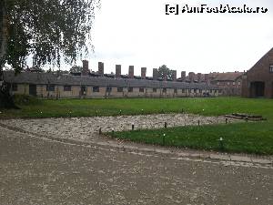 [P27] Muzeul Auschwitz I » foto by iruk
 - 
<span class="allrVoted glyphicon glyphicon-heart hidden" id="av561153"></span>
<a class="m-l-10 hidden" id="sv561153" onclick="voting_Foto_DelVot(,561153,7968)" role="button">șterge vot <span class="glyphicon glyphicon-remove"></span></a>
<a id="v9561153" class=" c-red"  onclick="voting_Foto_SetVot(561153)" role="button"><span class="glyphicon glyphicon-heart-empty"></span> <b>LIKE</b> = Votează poza</a> <img class="hidden"  id="f561153W9" src="/imagini/loader.gif" border="0" /><span class="AjErrMes hidden" id="e561153ErM"></span>