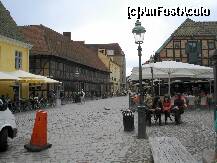 [P18] Lilla Torg. Vedere spre vest, d-a lungul străzii Tegelgårdsgatan » foto by Costi
 - 
<span class="allrVoted glyphicon glyphicon-heart hidden" id="av161757"></span>
<a class="m-l-10 hidden" id="sv161757" onclick="voting_Foto_DelVot(,161757,7982)" role="button">șterge vot <span class="glyphicon glyphicon-remove"></span></a>
<a id="v9161757" class=" c-red"  onclick="voting_Foto_SetVot(161757)" role="button"><span class="glyphicon glyphicon-heart-empty"></span> <b>LIKE</b> = Votează poza</a> <img class="hidden"  id="f161757W9" src="/imagini/loader.gif" border="0" /><span class="AjErrMes hidden" id="e161757ErM"></span>