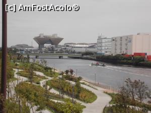 [P09] Tokyo, Odaiba, Big Sight, cea din centru dar în plan îndepărtat, o îndrăzneață creație arhitecturală » foto by mprofeanu
 - 
<span class="allrVoted glyphicon glyphicon-heart hidden" id="av756004"></span>
<a class="m-l-10 hidden" id="sv756004" onclick="voting_Foto_DelVot(,756004,7999)" role="button">șterge vot <span class="glyphicon glyphicon-remove"></span></a>
<a id="v9756004" class=" c-red"  onclick="voting_Foto_SetVot(756004)" role="button"><span class="glyphicon glyphicon-heart-empty"></span> <b>LIKE</b> = Votează poza</a> <img class="hidden"  id="f756004W9" src="/imagini/loader.gif" border="0" /><span class="AjErrMes hidden" id="e756004ErM"></span>