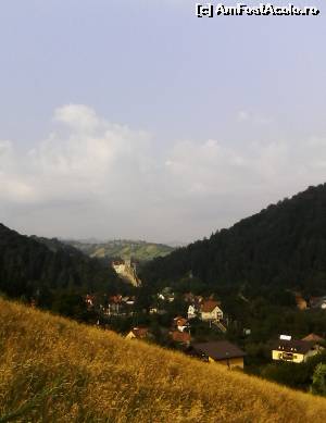 [P02] Castelul din Bran vazut de pe terasa Clubului Vila Bran.  » foto by GMia
 - 
<span class="allrVoted glyphicon glyphicon-heart hidden" id="av651340"></span>
<a class="m-l-10 hidden" id="sv651340" onclick="voting_Foto_DelVot(,651340,8046)" role="button">șterge vot <span class="glyphicon glyphicon-remove"></span></a>
<a id="v9651340" class=" c-red"  onclick="voting_Foto_SetVot(651340)" role="button"><span class="glyphicon glyphicon-heart-empty"></span> <b>LIKE</b> = Votează poza</a> <img class="hidden"  id="f651340W9" src="/imagini/loader.gif" border="0" /><span class="AjErrMes hidden" id="e651340ErM"></span>