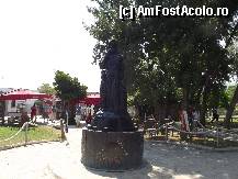 [P43] Statuia Sfantului Nicolae din fata complexului muzeal » foto by irinad
 - 
<span class="allrVoted glyphicon glyphicon-heart hidden" id="av334728"></span>
<a class="m-l-10 hidden" id="sv334728" onclick="voting_Foto_DelVot(,334728,8053)" role="button">șterge vot <span class="glyphicon glyphicon-remove"></span></a>
<a id="v9334728" class=" c-red"  onclick="voting_Foto_SetVot(334728)" role="button"><span class="glyphicon glyphicon-heart-empty"></span> <b>LIKE</b> = Votează poza</a> <img class="hidden"  id="f334728W9" src="/imagini/loader.gif" border="0" /><span class="AjErrMes hidden" id="e334728ErM"></span>