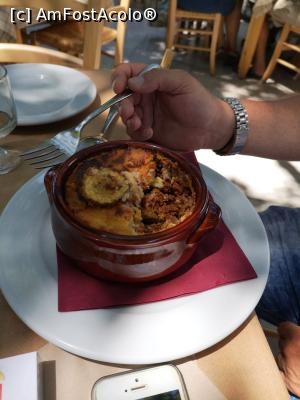 [P05] Taverna Pardalo Katsiki - mousaka » foto by Artiglio
 - 
<span class="allrVoted glyphicon glyphicon-heart hidden" id="av1155937"></span>
<a class="m-l-10 hidden" id="sv1155937" onclick="voting_Foto_DelVot(,1155937,8082)" role="button">șterge vot <span class="glyphicon glyphicon-remove"></span></a>
<a id="v91155937" class=" c-red"  onclick="voting_Foto_SetVot(1155937)" role="button"><span class="glyphicon glyphicon-heart-empty"></span> <b>LIKE</b> = Votează poza</a> <img class="hidden"  id="f1155937W9" src="/imagini/loader.gif" border="0" /><span class="AjErrMes hidden" id="e1155937ErM"></span>