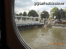 [P15] Giurgiu - Albatrosul Dunării, restaurantul de pe ponton. Malul românesc văzut prin hublou.  » foto by iulianic
 - 
<span class="allrVoted glyphicon glyphicon-heart hidden" id="av414190"></span>
<a class="m-l-10 hidden" id="sv414190" onclick="voting_Foto_DelVot(,414190,8083)" role="button">șterge vot <span class="glyphicon glyphicon-remove"></span></a>
<a id="v9414190" class=" c-red"  onclick="voting_Foto_SetVot(414190)" role="button"><span class="glyphicon glyphicon-heart-empty"></span> <b>LIKE</b> = Votează poza</a> <img class="hidden"  id="f414190W9" src="/imagini/loader.gif" border="0" /><span class="AjErrMes hidden" id="e414190ErM"></span>