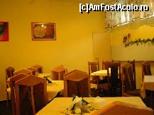 [P17] Sala de mese pentru micul dejun este cochetă, curată şi primitoare » foto by Costi
 - 
<span class="allrVoted glyphicon glyphicon-heart hidden" id="av168158"></span>
<a class="m-l-10 hidden" id="sv168158" onclick="voting_Foto_DelVot(,168158,8095)" role="button">șterge vot <span class="glyphicon glyphicon-remove"></span></a>
<a id="v9168158" class=" c-red"  onclick="voting_Foto_SetVot(168158)" role="button"><span class="glyphicon glyphicon-heart-empty"></span> <b>LIKE</b> = Votează poza</a> <img class="hidden"  id="f168158W9" src="/imagini/loader.gif" border="0" /><span class="AjErrMes hidden" id="e168158ErM"></span>