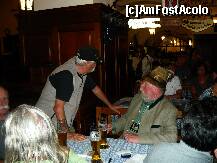 [P07] Germania -  Munchen, beraria  Hofbrauhaus, un bavarez simpatic » foto by Diaura*
 - 
<span class="allrVoted glyphicon glyphicon-heart hidden" id="av210389"></span>
<a class="m-l-10 hidden" id="sv210389" onclick="voting_Foto_DelVot(,210389,8097)" role="button">șterge vot <span class="glyphicon glyphicon-remove"></span></a>
<a id="v9210389" class=" c-red"  onclick="voting_Foto_SetVot(210389)" role="button"><span class="glyphicon glyphicon-heart-empty"></span> <b>LIKE</b> = Votează poza</a> <img class="hidden"  id="f210389W9" src="/imagini/loader.gif" border="0" /><span class="AjErrMes hidden" id="e210389ErM"></span>