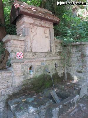 [P05] Fântâna din fața Capelei Stella Maris - Balcic.  » foto by tata123 🔱
 - 
<span class="allrVoted glyphicon glyphicon-heart hidden" id="av688785"></span>
<a class="m-l-10 hidden" id="sv688785" onclick="voting_Foto_DelVot(,688785,8128)" role="button">șterge vot <span class="glyphicon glyphicon-remove"></span></a>
<a id="v9688785" class=" c-red"  onclick="voting_Foto_SetVot(688785)" role="button"><span class="glyphicon glyphicon-heart-empty"></span> <b>LIKE</b> = Votează poza</a> <img class="hidden"  id="f688785W9" src="/imagini/loader.gif" border="0" /><span class="AjErrMes hidden" id="e688785ErM"></span>