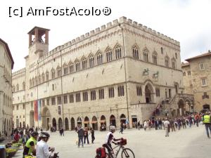 [P11] Palazzo dei Priori.  » foto by Carmen Ion
 - 
<span class="allrVoted glyphicon glyphicon-heart hidden" id="av993543"></span>
<a class="m-l-10 hidden" id="sv993543" onclick="voting_Foto_DelVot(,993543,8154)" role="button">șterge vot <span class="glyphicon glyphicon-remove"></span></a>
<a id="v9993543" class=" c-red"  onclick="voting_Foto_SetVot(993543)" role="button"><span class="glyphicon glyphicon-heart-empty"></span> <b>LIKE</b> = Votează poza</a> <img class="hidden"  id="f993543W9" src="/imagini/loader.gif" border="0" /><span class="AjErrMes hidden" id="e993543ErM"></span>