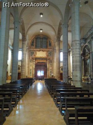 [P11] Chiesa di San Francesco - interiorul.  » foto by Carmen Ion
 - 
<span class="allrVoted glyphicon glyphicon-heart hidden" id="av999861"></span>
<a class="m-l-10 hidden" id="sv999861" onclick="voting_Foto_DelVot(,999861,8154)" role="button">șterge vot <span class="glyphicon glyphicon-remove"></span></a>
<a id="v9999861" class=" c-red"  onclick="voting_Foto_SetVot(999861)" role="button"><span class="glyphicon glyphicon-heart-empty"></span> <b>LIKE</b> = Votează poza</a> <img class="hidden"  id="f999861W9" src="/imagini/loader.gif" border="0" /><span class="AjErrMes hidden" id="e999861ErM"></span>