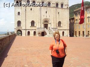 [P47] Piazza Grande și Palazzo dei Consoli » foto by Carmen Ion
 - 
<span class="allrVoted glyphicon glyphicon-heart hidden" id="av999927"></span>
<a class="m-l-10 hidden" id="sv999927" onclick="voting_Foto_DelVot(,999927,8154)" role="button">șterge vot <span class="glyphicon glyphicon-remove"></span></a>
<a id="v9999927" class=" c-red"  onclick="voting_Foto_SetVot(999927)" role="button"><span class="glyphicon glyphicon-heart-empty"></span> <b>LIKE</b> = Votează poza</a> <img class="hidden"  id="f999927W9" src="/imagini/loader.gif" border="0" /><span class="AjErrMes hidden" id="e999927ErM"></span>