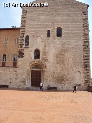 [P48] Palazzo del Pretorio dei Priori » foto by Carmen Ion
 - 
<span class="allrVoted glyphicon glyphicon-heart hidden" id="av999931"></span>
<a class="m-l-10 hidden" id="sv999931" onclick="voting_Foto_DelVot(,999931,8154)" role="button">șterge vot <span class="glyphicon glyphicon-remove"></span></a>
<a id="v9999931" class=" c-red"  onclick="voting_Foto_SetVot(999931)" role="button"><span class="glyphicon glyphicon-heart-empty"></span> <b>LIKE</b> = Votează poza</a> <img class="hidden"  id="f999931W9" src="/imagini/loader.gif" border="0" /><span class="AjErrMes hidden" id="e999931ErM"></span>