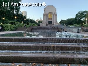 [P18] Centru Sydney,Anzac Memorial,fântână » foto by AZE
 - 
<span class="allrVoted glyphicon glyphicon-heart hidden" id="av1387952"></span>
<a class="m-l-10 hidden" id="sv1387952" onclick="voting_Foto_DelVot(,1387952,8165)" role="button">șterge vot <span class="glyphicon glyphicon-remove"></span></a>
<a id="v91387952" class=" c-red"  onclick="voting_Foto_SetVot(1387952)" role="button"><span class="glyphicon glyphicon-heart-empty"></span> <b>LIKE</b> = Votează poza</a> <img class="hidden"  id="f1387952W9" src="/imagini/loader.gif" border="0" /><span class="AjErrMes hidden" id="e1387952ErM"></span>