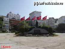[P32] Monumentul lui Atatürk » foto by Costi
 - 
<span class="allrVoted glyphicon glyphicon-heart hidden" id="av421788"></span>
<a class="m-l-10 hidden" id="sv421788" onclick="voting_Foto_DelVot(,421788,8221)" role="button">șterge vot <span class="glyphicon glyphicon-remove"></span></a>
<a id="v9421788" class=" c-red"  onclick="voting_Foto_SetVot(421788)" role="button"><span class="glyphicon glyphicon-heart-empty"></span> <b>LIKE</b> = Votează poza</a> <img class="hidden"  id="f421788W9" src="/imagini/loader.gif" border="0" /><span class="AjErrMes hidden" id="e421788ErM"></span>