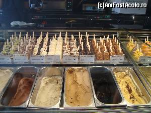 [P26] Gelateria Veneziano... unii prefera o inghetata italiana, in loc de prajituri » foto by mireille
 - 
<span class="allrVoted glyphicon glyphicon-heart hidden" id="av580649"></span>
<a class="m-l-10 hidden" id="sv580649" onclick="voting_Foto_DelVot(,580649,8312)" role="button">șterge vot <span class="glyphicon glyphicon-remove"></span></a>
<a id="v9580649" class=" c-red"  onclick="voting_Foto_SetVot(580649)" role="button"><span class="glyphicon glyphicon-heart-empty"></span> <b>LIKE</b> = Votează poza</a> <img class="hidden"  id="f580649W9" src="/imagini/loader.gif" border="0" /><span class="AjErrMes hidden" id="e580649ErM"></span>