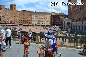 [P02] Piazza del Campo... unii zic ca e cea mai frumoasa piaza din Italia » foto by cristian pinte
 - 
<span class="allrVoted glyphicon glyphicon-heart hidden" id="av437195"></span>
<a class="m-l-10 hidden" id="sv437195" onclick="voting_Foto_DelVot(,437195,8341)" role="button">șterge vot <span class="glyphicon glyphicon-remove"></span></a>
<a id="v9437195" class=" c-red"  onclick="voting_Foto_SetVot(437195)" role="button"><span class="glyphicon glyphicon-heart-empty"></span> <b>LIKE</b> = Votează poza</a> <img class="hidden"  id="f437195W9" src="/imagini/loader.gif" border="0" /><span class="AjErrMes hidden" id="e437195ErM"></span>