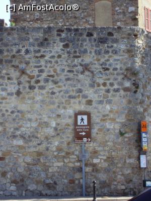 [P23] San Gimignano: Porta San Matteo şi indicatorul 'Via Francigena'.  » foto by Carmen Ion
 - 
<span class="allrVoted glyphicon glyphicon-heart hidden" id="av808520"></span>
<a class="m-l-10 hidden" id="sv808520" onclick="voting_Foto_DelVot(,808520,8341)" role="button">șterge vot <span class="glyphicon glyphicon-remove"></span></a>
<a id="v9808520" class=" c-red"  onclick="voting_Foto_SetVot(808520)" role="button"><span class="glyphicon glyphicon-heart-empty"></span> <b>LIKE</b> = Votează poza</a> <img class="hidden"  id="f808520W9" src="/imagini/loader.gif" border="0" /><span class="AjErrMes hidden" id="e808520ErM"></span>