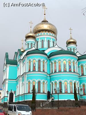 [P10] Mănăstirea Bănceni, Catedrala „Sf. Treime”, Fațada estică cu cele cinci altare » foto by mprofeanu
 - 
<span class="allrVoted glyphicon glyphicon-heart hidden" id="av1504196"></span>
<a class="m-l-10 hidden" id="sv1504196" onclick="voting_Foto_DelVot(,1504196,8421)" role="button">șterge vot <span class="glyphicon glyphicon-remove"></span></a>
<a id="v91504196" class=" c-red"  onclick="voting_Foto_SetVot(1504196)" role="button"><span class="glyphicon glyphicon-heart-empty"></span> <b>LIKE</b> = Votează poza</a> <img class="hidden"  id="f1504196W9" src="/imagini/loader.gif" border="0" /><span class="AjErrMes hidden" id="e1504196ErM"></span>
