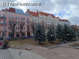 [P34] Cernăuți, Piața Teatrului și Universitatea de Medicină din Bucovina » foto by mprofeanu
 - 
<span class="allrVoted glyphicon glyphicon-heart hidden" id="av1507626"></span>
<a class="m-l-10 hidden" id="sv1507626" onclick="voting_Foto_DelVot(,1507626,8421)" role="button">șterge vot <span class="glyphicon glyphicon-remove"></span></a>
<a id="v91507626" class=" c-red"  onclick="voting_Foto_SetVot(1507626)" role="button"><span class="glyphicon glyphicon-heart-empty"></span> <b>LIKE</b> = Votează poza</a> <img class="hidden"  id="f1507626W9" src="/imagini/loader.gif" border="0" /><span class="AjErrMes hidden" id="e1507626ErM"></span>