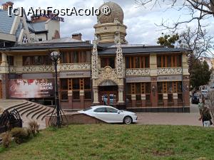 [P41] Cernăuți, Restaurantul Sorbona lângă piața cu Monumentul lui Iuri Fedkovici » foto by mprofeanu
 - 
<span class="allrVoted glyphicon glyphicon-heart hidden" id="av1507633"></span>
<a class="m-l-10 hidden" id="sv1507633" onclick="voting_Foto_DelVot(,1507633,8421)" role="button">șterge vot <span class="glyphicon glyphicon-remove"></span></a>
<a id="v91507633" class=" c-red"  onclick="voting_Foto_SetVot(1507633)" role="button"><span class="glyphicon glyphicon-heart-empty"></span> <b>LIKE</b> = Votează poza</a> <img class="hidden"  id="f1507633W9" src="/imagini/loader.gif" border="0" /><span class="AjErrMes hidden" id="e1507633ErM"></span>