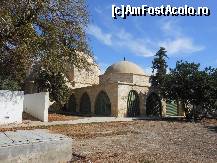 [P11] Larnaca imprejurimi - Hala Sultan Tekke sau Moscheea Umm Haram, vedere din curtea interioara.  » foto by iulianic
 - 
<span class="allrVoted glyphicon glyphicon-heart hidden" id="av384781"></span>
<a class="m-l-10 hidden" id="sv384781" onclick="voting_Foto_DelVot(,384781,8430)" role="button">șterge vot <span class="glyphicon glyphicon-remove"></span></a>
<a id="v9384781" class=" c-red"  onclick="voting_Foto_SetVot(384781)" role="button"><span class="glyphicon glyphicon-heart-empty"></span> <b>LIKE</b> = Votează poza</a> <img class="hidden"  id="f384781W9" src="/imagini/loader.gif" border="0" /><span class="AjErrMes hidden" id="e384781ErM"></span>