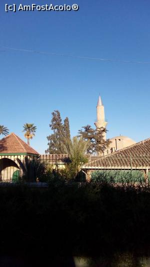 [P20] Moscheea Hala Sultan Tekke-locul mormantului lui Umm Harram, mama vitrega a Profetului Mahomed, a patra cea mai importanta moschee din punct de vedere istoric dupa Mecca, Medina si Ierusalim » foto by Marcumandru
 - 
<span class="allrVoted glyphicon glyphicon-heart hidden" id="av956910"></span>
<a class="m-l-10 hidden" id="sv956910" onclick="voting_Foto_DelVot(,956910,8430)" role="button">șterge vot <span class="glyphicon glyphicon-remove"></span></a>
<a id="v9956910" class=" c-red"  onclick="voting_Foto_SetVot(956910)" role="button"><span class="glyphicon glyphicon-heart-empty"></span> <b>LIKE</b> = Votează poza</a> <img class="hidden"  id="f956910W9" src="/imagini/loader.gif" border="0" /><span class="AjErrMes hidden" id="e956910ErM"></span>