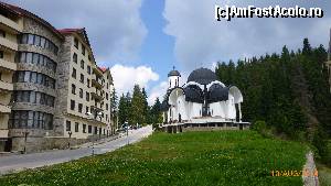 [P02] Biserica Pamporovo » foto by cristimicle
 - 
<span class="allrVoted glyphicon glyphicon-heart hidden" id="av545229"></span>
<a class="m-l-10 hidden" id="sv545229" onclick="voting_Foto_DelVot(,545229,8446)" role="button">șterge vot <span class="glyphicon glyphicon-remove"></span></a>
<a id="v9545229" class=" c-red"  onclick="voting_Foto_SetVot(545229)" role="button"><span class="glyphicon glyphicon-heart-empty"></span> <b>LIKE</b> = Votează poza</a> <img class="hidden"  id="f545229W9" src="/imagini/loader.gif" border="0" /><span class="AjErrMes hidden" id="e545229ErM"></span>