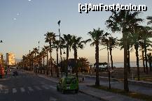 [P02] Torremolinos - Paseo Maritimo merge spre Malaga, paralel cu ţărmul mării » foto by Costi
 - 
<span class="allrVoted glyphicon glyphicon-heart hidden" id="av184670"></span>
<a class="m-l-10 hidden" id="sv184670" onclick="voting_Foto_DelVot(,184670,8504)" role="button">șterge vot <span class="glyphicon glyphicon-remove"></span></a>
<a id="v9184670" class=" c-red"  onclick="voting_Foto_SetVot(184670)" role="button"><span class="glyphicon glyphicon-heart-empty"></span> <b>LIKE</b> = Votează poza</a> <img class="hidden"  id="f184670W9" src="/imagini/loader.gif" border="0" /><span class="AjErrMes hidden" id="e184670ErM"></span>