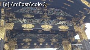 [P02] Castelul Nijo-jo a fost construit ca resedinta, in 1603, la ordinele lui Tokugawa Ieyasu, fondatorul si primul shogun al shogunatului Tokugawa. Nepotul sau, Iemitsu, a extins castelul, finalizand cladirile acestuia, 23 de ani mai tarziu. Nijo-jo a fost martorul unora dintre cele mai importante evenimente din istoria Japoniei: aici a fost anuntat inceputul perioadei de stabilitate si prosperitate a shogunatului Tokugawa, dar si sfarsitul guvernarii Tokugawa, prin inaugurarea perioadei Meiji, in timpul careia Japonia s-a dezvoltat foarte rapid dintr-o societate feudala in cea democratica moderna, pe care am ,,gustat-o” si noi. Dupa caderea shogunatului Tokugawa in 1867, castelul a fost folosit ca palat imperial pentru o perioada, dupa care a fost donat orasului si deschis publicului ca sit istoric. » foto by geani anto
 - 
<span class="allrVoted glyphicon glyphicon-heart hidden" id="av1462353"></span>
<a class="m-l-10 hidden" id="sv1462353" onclick="voting_Foto_DelVot(,1462353,8571)" role="button">șterge vot <span class="glyphicon glyphicon-remove"></span></a>
<a id="v91462353" class=" c-red"  onclick="voting_Foto_SetVot(1462353)" role="button"><span class="glyphicon glyphicon-heart-empty"></span> <b>LIKE</b> = Votează poza</a> <img class="hidden"  id="f1462353W9" src="/imagini/loader.gif" border="0" /><span class="AjErrMes hidden" id="e1462353ErM"></span>