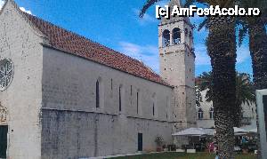 [P13] Biserică aflată pe bulevardul de promenadă Riva, din oraşul Trogir, Croaţia.  » foto by traian.leuca †
 - 
<span class="allrVoted glyphicon glyphicon-heart hidden" id="av462953"></span>
<a class="m-l-10 hidden" id="sv462953" onclick="voting_Foto_DelVot(,462953,8631)" role="button">șterge vot <span class="glyphicon glyphicon-remove"></span></a>
<a id="v9462953" class=" c-red"  onclick="voting_Foto_SetVot(462953)" role="button"><span class="glyphicon glyphicon-heart-empty"></span> <b>LIKE</b> = Votează poza</a> <img class="hidden"  id="f462953W9" src="/imagini/loader.gif" border="0" /><span class="AjErrMes hidden" id="e462953ErM"></span>