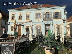 [P05] Trattoria Roma,fațada clădirii și terasa » foto by AZE
 - 
<span class="allrVoted glyphicon glyphicon-heart hidden" id="av1402180"></span>
<a class="m-l-10 hidden" id="sv1402180" onclick="voting_Foto_DelVot(,1402180,8643)" role="button">șterge vot <span class="glyphicon glyphicon-remove"></span></a>
<a id="v91402180" class=" c-red"  onclick="voting_Foto_SetVot(1402180)" role="button"><span class="glyphicon glyphicon-heart-empty"></span> <b>LIKE</b> = Votează poza</a> <img class="hidden"  id="f1402180W9" src="/imagini/loader.gif" border="0" /><span class="AjErrMes hidden" id="e1402180ErM"></span>