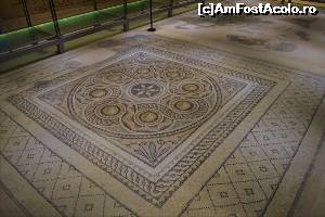 [P106] Mozaic geometric. Muzeul de Mozaicuri Zeugma. Gaziantep.  » foto by TraianS
 - 
<span class="allrVoted glyphicon glyphicon-heart hidden" id="av615144"></span>
<a class="m-l-10 hidden" id="sv615144" onclick="voting_Foto_DelVot(,615144,8659)" role="button">șterge vot <span class="glyphicon glyphicon-remove"></span></a>
<a id="v9615144" class=" c-red"  onclick="voting_Foto_SetVot(615144)" role="button"><span class="glyphicon glyphicon-heart-empty"></span> <b>LIKE</b> = Votează poza</a> <img class="hidden"  id="f615144W9" src="/imagini/loader.gif" border="0" /><span class="AjErrMes hidden" id="e615144ErM"></span>