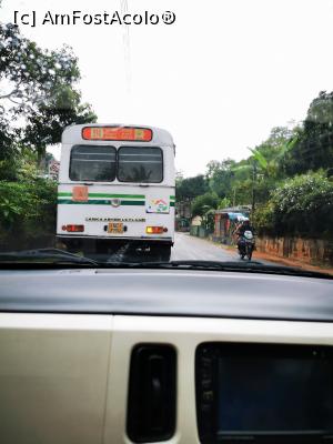 [P23] Pe străzile din Sri Lanka » foto by cata2106
 - 
<span class="allrVoted glyphicon glyphicon-heart hidden" id="av1284124"></span>
<a class="m-l-10 hidden" id="sv1284124" onclick="voting_Foto_DelVot(,1284124,8783)" role="button">șterge vot <span class="glyphicon glyphicon-remove"></span></a>
<a id="v91284124" class=" c-red"  onclick="voting_Foto_SetVot(1284124)" role="button"><span class="glyphicon glyphicon-heart-empty"></span> <b>LIKE</b> = Votează poza</a> <img class="hidden"  id="f1284124W9" src="/imagini/loader.gif" border="0" /><span class="AjErrMes hidden" id="e1284124ErM"></span>