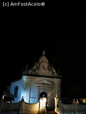 [P95] Biserica Reformată Olandeză văzută noaptea » foto by cata2106
 - 
<span class="allrVoted glyphicon glyphicon-heart hidden" id="av1285736"></span>
<a class="m-l-10 hidden" id="sv1285736" onclick="voting_Foto_DelVot(,1285736,8783)" role="button">șterge vot <span class="glyphicon glyphicon-remove"></span></a>
<a id="v91285736" class=" c-red"  onclick="voting_Foto_SetVot(1285736)" role="button"><span class="glyphicon glyphicon-heart-empty"></span> <b>LIKE</b> = Votează poza</a> <img class="hidden"  id="f1285736W9" src="/imagini/loader.gif" border="0" /><span class="AjErrMes hidden" id="e1285736ErM"></span>