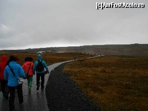 [P13] In drum spre Gullfoss, din nou poduri din lemn pe o insula cheala » foto by buterfly*
 - 
<span class="allrVoted glyphicon glyphicon-heart hidden" id="av576599"></span>
<a class="m-l-10 hidden" id="sv576599" onclick="voting_Foto_DelVot(,576599,8786)" role="button">șterge vot <span class="glyphicon glyphicon-remove"></span></a>
<a id="v9576599" class=" c-red"  onclick="voting_Foto_SetVot(576599)" role="button"><span class="glyphicon glyphicon-heart-empty"></span> <b>LIKE</b> = Votează poza</a> <img class="hidden"  id="f576599W9" src="/imagini/loader.gif" border="0" /><span class="AjErrMes hidden" id="e576599ErM"></span>