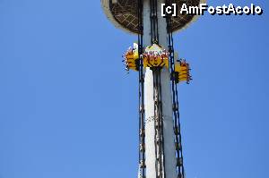 [P13] Gardaland, Space Vertigo » foto by unq
 - 
<span class="allrVoted glyphicon glyphicon-heart hidden" id="av470792"></span>
<a class="m-l-10 hidden" id="sv470792" onclick="voting_Foto_DelVot(,470792,8903)" role="button">șterge vot <span class="glyphicon glyphicon-remove"></span></a>
<a id="v9470792" class=" c-red"  onclick="voting_Foto_SetVot(470792)" role="button"><span class="glyphicon glyphicon-heart-empty"></span> <b>LIKE</b> = Votează poza</a> <img class="hidden"  id="f470792W9" src="/imagini/loader.gif" border="0" /><span class="AjErrMes hidden" id="e470792ErM"></span>