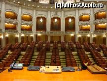 [P26] București,ParlamentulRomâniei: în Sala plenului Camerei Deputaților suntem și noi cîteva clipe ...președinți ai Camerei și ca atare ne bucurăm de priveliștea de la masa prezidiului » foto by mariana.olaru
 - 
<span class="allrVoted glyphicon glyphicon-heart hidden" id="av200163"></span>
<a class="m-l-10 hidden" id="sv200163" onclick="voting_Foto_DelVot(,200163,8917)" role="button">șterge vot <span class="glyphicon glyphicon-remove"></span></a>
<a id="v9200163" class=" c-red"  onclick="voting_Foto_SetVot(200163)" role="button"><span class="glyphicon glyphicon-heart-empty"></span> <b>LIKE</b> = Votează poza</a> <img class="hidden"  id="f200163W9" src="/imagini/loader.gif" border="0" /><span class="AjErrMes hidden" id="e200163ErM"></span>