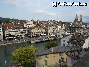 [P02] Zürich - Limmatquai şi panorama oraşului cu turnurile gemene de la Grossmünster.  » foto by iulianic
 - 
<span class="allrVoted glyphicon glyphicon-heart hidden" id="av417830"></span>
<a class="m-l-10 hidden" id="sv417830" onclick="voting_Foto_DelVot(,417830,8927)" role="button">șterge vot <span class="glyphicon glyphicon-remove"></span></a>
<a id="v9417830" class=" c-red"  onclick="voting_Foto_SetVot(417830)" role="button"><span class="glyphicon glyphicon-heart-empty"></span> <b>LIKE</b> = Votează poza</a> <img class="hidden"  id="f417830W9" src="/imagini/loader.gif" border="0" /><span class="AjErrMes hidden" id="e417830ErM"></span>