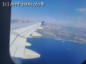 [P30] Cu avionul în Antalya - deasupra Antalyei » foto by nicole33
 - 
<span class="allrVoted glyphicon glyphicon-heart hidden" id="av1432826"></span>
<a class="m-l-10 hidden" id="sv1432826" onclick="voting_Foto_DelVot(,1432826,8928)" role="button">șterge vot <span class="glyphicon glyphicon-remove"></span></a>
<a id="v91432826" class=" c-red"  onclick="voting_Foto_SetVot(1432826)" role="button"><span class="glyphicon glyphicon-heart-empty"></span> <b>LIKE</b> = Votează poza</a> <img class="hidden"  id="f1432826W9" src="/imagini/loader.gif" border="0" /><span class="AjErrMes hidden" id="e1432826ErM"></span>