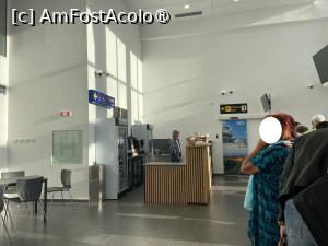 [P06] Cu avionul în Antalya - pe aeroportul Băneasa, la porţile de îmbarcare » foto by nicole33
 - 
<span class="allrVoted glyphicon glyphicon-heart hidden" id="av1432802"></span>
<a class="m-l-10 hidden" id="sv1432802" onclick="voting_Foto_DelVot(,1432802,8928)" role="button">șterge vot <span class="glyphicon glyphicon-remove"></span></a>
<a id="v91432802" class=" c-red"  onclick="voting_Foto_SetVot(1432802)" role="button"><span class="glyphicon glyphicon-heart-empty"></span> <b>LIKE</b> = Votează poza</a> <img class="hidden"  id="f1432802W9" src="/imagini/loader.gif" border="0" /><span class="AjErrMes hidden" id="e1432802ErM"></span>