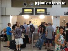 [P08] Așa arată la check-in, unde trebuie să aveți la îndemână biletele primite de la agenție și pașapoartele » foto by mauricius*
 - 
<span class="allrVoted glyphicon glyphicon-heart hidden" id="av464242"></span>
<a class="m-l-10 hidden" id="sv464242" onclick="voting_Foto_DelVot(,464242,8928)" role="button">șterge vot <span class="glyphicon glyphicon-remove"></span></a>
<a id="v9464242" class=" c-red"  onclick="voting_Foto_SetVot(464242)" role="button"><span class="glyphicon glyphicon-heart-empty"></span> <b>LIKE</b> = Votează poza</a> <img class="hidden"  id="f464242W9" src="/imagini/loader.gif" border="0" /><span class="AjErrMes hidden" id="e464242ErM"></span>