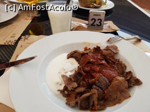 [P67] Hilton Dalaman Sarigerme - Iskender Kebap la Snack » foto by nicole33
 - 
<span class="allrVoted glyphicon glyphicon-heart hidden" id="av1205259"></span>
<a class="m-l-10 hidden" id="sv1205259" onclick="voting_Foto_DelVot(,1205259,9010)" role="button">șterge vot <span class="glyphicon glyphicon-remove"></span></a>
<a id="v91205259" class=" c-red"  onclick="voting_Foto_SetVot(1205259)" role="button"><span class="glyphicon glyphicon-heart-empty"></span> <b>LIKE</b> = Votează poza</a> <img class="hidden"  id="f1205259W9" src="/imagini/loader.gif" border="0" /><span class="AjErrMes hidden" id="e1205259ErM"></span>