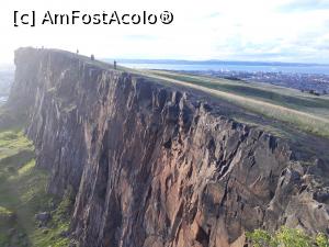 P12 [AUG-2017] Arthur's Seat - Tronul lui Arthur, vesnic escaladat de oameni. 