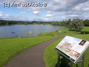 [P61] Linlithgow Loch - lacul pe malul caruia se afla castelul cu acelasi nume, unde s-a nascut Mary of Scots.  » foto by Aurici
 - 
<span class="allrVoted glyphicon glyphicon-heart hidden" id="av908692"></span>
<a class="m-l-10 hidden" id="sv908692" onclick="voting_Foto_DelVot(,908692,9014)" role="button">șterge vot <span class="glyphicon glyphicon-remove"></span></a>
<a id="v9908692" class=" c-red"  onclick="voting_Foto_SetVot(908692)" role="button"><span class="glyphicon glyphicon-heart-empty"></span> <b>LIKE</b> = Votează poza</a> <img class="hidden"  id="f908692W9" src="/imagini/loader.gif" border="0" /><span class="AjErrMes hidden" id="e908692ErM"></span>