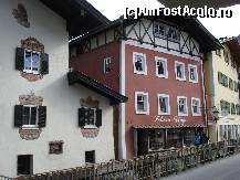 [P26] strada si case in Kitzbuhel.Prin fata caselor trecea acel paraias. » foto by adryana
 - 
<span class="allrVoted glyphicon glyphicon-heart hidden" id="av316731"></span>
<a class="m-l-10 hidden" id="sv316731" onclick="voting_Foto_DelVot(,316731,9111)" role="button">șterge vot <span class="glyphicon glyphicon-remove"></span></a>
<a id="v9316731" class=" c-red"  onclick="voting_Foto_SetVot(316731)" role="button"><span class="glyphicon glyphicon-heart-empty"></span> <b>LIKE</b> = Votează poza</a> <img class="hidden"  id="f316731W9" src="/imagini/loader.gif" border="0" /><span class="AjErrMes hidden" id="e316731ErM"></span>