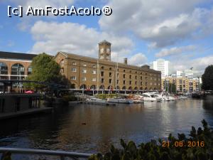 [P18] The Dickens Inn - În imediata apropiere, St. Katharine Docks.  » foto by iulianic
 - 
<span class="allrVoted glyphicon glyphicon-heart hidden" id="av783155"></span>
<a class="m-l-10 hidden" id="sv783155" onclick="voting_Foto_DelVot(,783155,9129)" role="button">șterge vot <span class="glyphicon glyphicon-remove"></span></a>
<a id="v9783155" class=" c-red"  onclick="voting_Foto_SetVot(783155)" role="button"><span class="glyphicon glyphicon-heart-empty"></span> <b>LIKE</b> = Votează poza</a> <img class="hidden"  id="f783155W9" src="/imagini/loader.gif" border="0" /><span class="AjErrMes hidden" id="e783155ErM"></span>