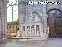 [P15] Franta - Paris - Catedrala St.Denis - Monumentul funerar al  lui Ludovic al XII-leai si al Anei de Bretania » foto by Diaura*
 - 
<span class="allrVoted glyphicon glyphicon-heart hidden" id="av220351"></span>
<a class="m-l-10 hidden" id="sv220351" onclick="voting_Foto_DelVot(,220351,9136)" role="button">șterge vot <span class="glyphicon glyphicon-remove"></span></a>
<a id="v9220351" class=" c-red"  onclick="voting_Foto_SetVot(220351)" role="button"><span class="glyphicon glyphicon-heart-empty"></span> <b>LIKE</b> = Votează poza</a> <img class="hidden"  id="f220351W9" src="/imagini/loader.gif" border="0" /><span class="AjErrMes hidden" id="e220351ErM"></span>