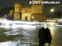 [P76] Langa 'Piramida lui Cestius', 'Porta San Paolo' de aici incepea drumul spre Ostia. Poarta facea parte dintr-un zid de aparare. Dupa ce zidul a fost indepartat, arata mai mult a castel. S-a mai numit si 'Porta Ostiensis'. » foto by TraianS
 - 
<span class="allrVoted glyphicon glyphicon-heart hidden" id="av181539"></span>
<a class="m-l-10 hidden" id="sv181539" onclick="voting_Foto_DelVot(,181539,9312)" role="button">șterge vot <span class="glyphicon glyphicon-remove"></span></a>
<a id="v9181539" class=" c-red"  onclick="voting_Foto_SetVot(181539)" role="button"><span class="glyphicon glyphicon-heart-empty"></span> <b>LIKE</b> = Votează poza</a> <img class="hidden"  id="f181539W9" src="/imagini/loader.gif" border="0" /><span class="AjErrMes hidden" id="e181539ErM"></span>